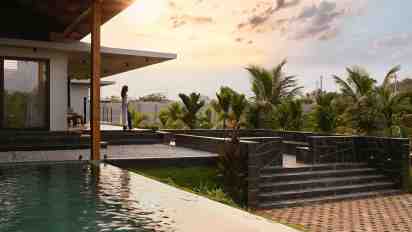 Frontyard in Solum House