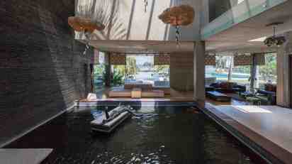 Courtyard in Residence on the Waterfront