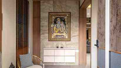 Foyer in The House Of Frames video thumbnail