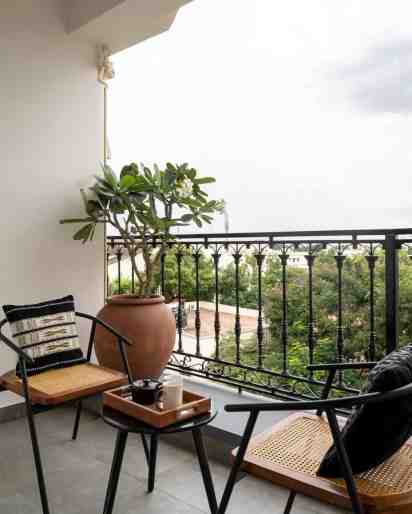 Balcony in Boulevard Residence