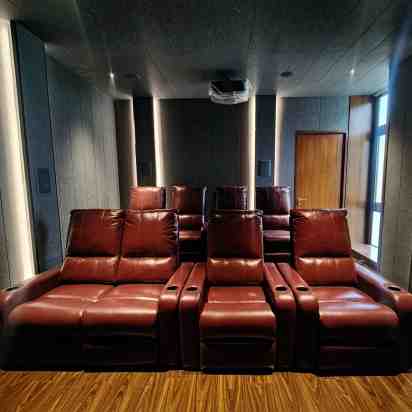Home Theatre by Crystal Sound