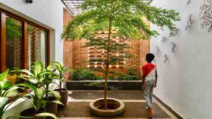 Courtyard in Lawrence Residence