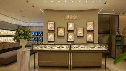 Showroom Interior in Regal Jewellery Showroom