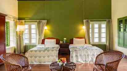 Hotel Room in Springdale Heritage Resort