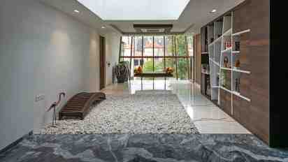 Courtyard in KT House
