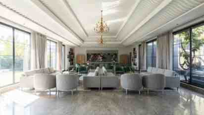 Living Room in Tranquil Modernism House