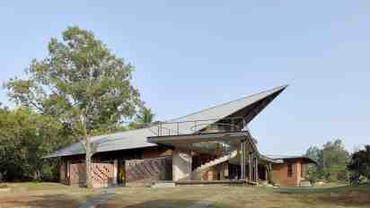 House Exterior of Pavilion House
