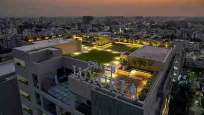 Terrace Garden in Luxuria Apartment