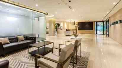 Office Lounge in Northern Trust Bank Office
