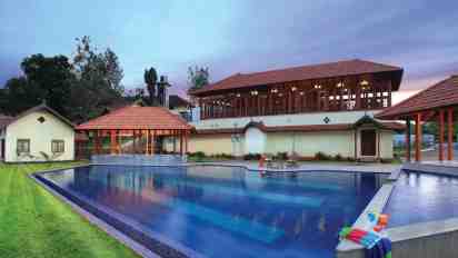 Swimming Pool in Springdale Heritage Resort