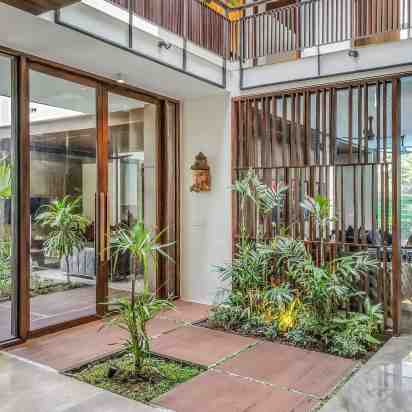 Courtyard in Pavilion Residence