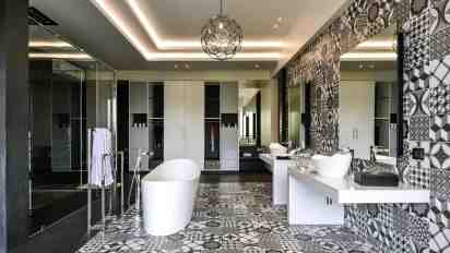 Bathroom in Infinity House