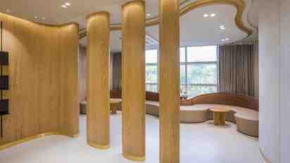 Hospital Waiting Area in Aesthetica Cosmetology Clinic
