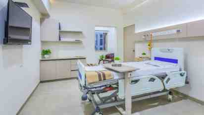 Patient Room in Bhailal Amin General Hospital