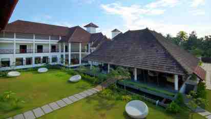 Frontyard in Aveda Resort
