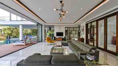 U Shaped Living Room in Infinity House