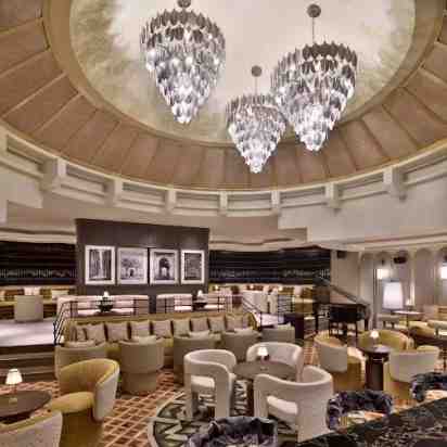 Bar Interior in Ricks - Taj Mahal Hotel