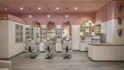Salon Interior in Pretty360 Luxury Salon