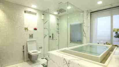 Full Bathroom in Private Residence