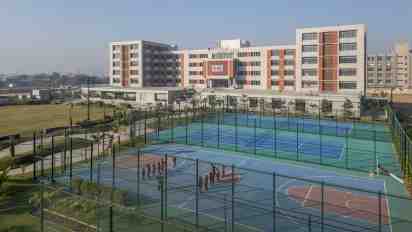 Basketball Court in Geneva Liberal School