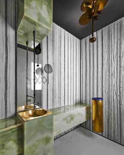 Powder Room in Malabar Hill Apartment