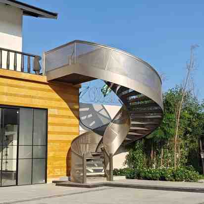 Staircase in Gabion House