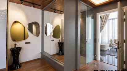 Bathroom in Indian Manor House