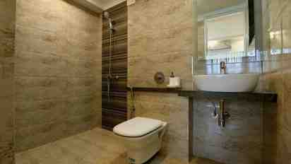 Bathroom in Crescent Grande Flat