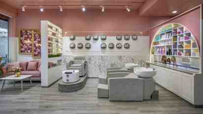 Salon Interior in Pretty360 Luxury Salon