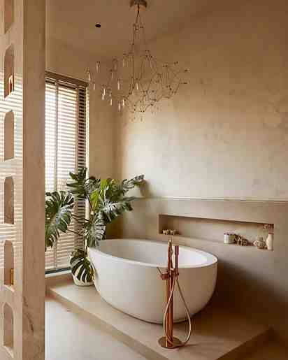 Compact Bathroom in Elegance at its Best House