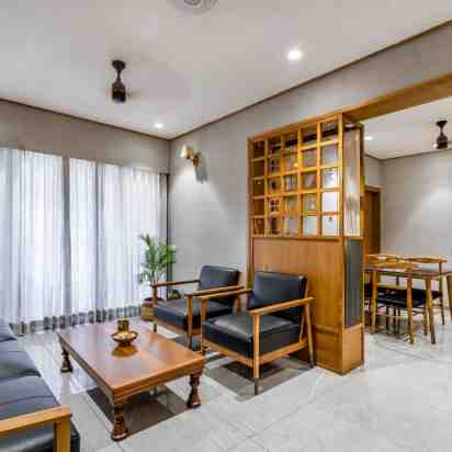 Living Room in the Fluting House