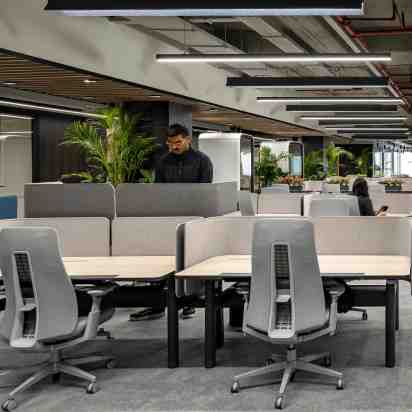 Office Workstation in Mckinsey & Company