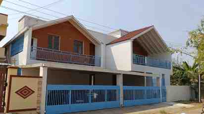 House Exterior of The Other Town House