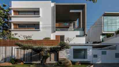 House Exterior of Urban Tree House