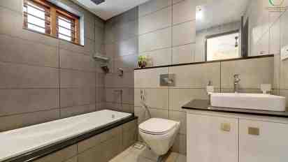 Linear Bathroom in Mr. Riyas's Residence