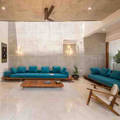 Living Room in the Urban Courtyard Home