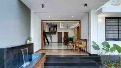 Verandah in Justice.Mr.K Haripal’s Residence
