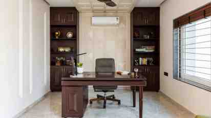 Home Office In Om Karani Residence
