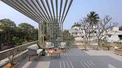 Roof Top in R - House