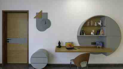 Home Study in The Courtyard House