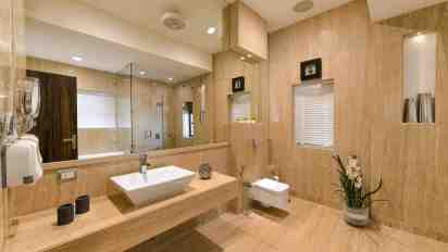 Full Bathroom in Private Villa