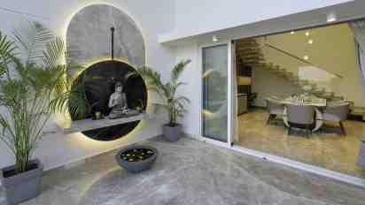 Courtyard in Penthouse 1205