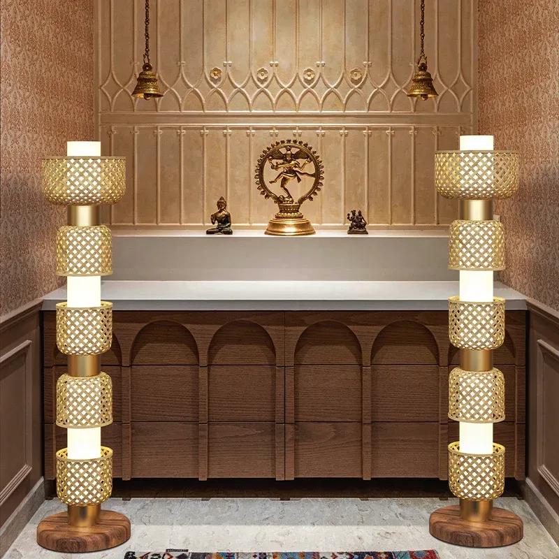 The Living Influence Metamorphosis Floor Lamp BDDDD 4