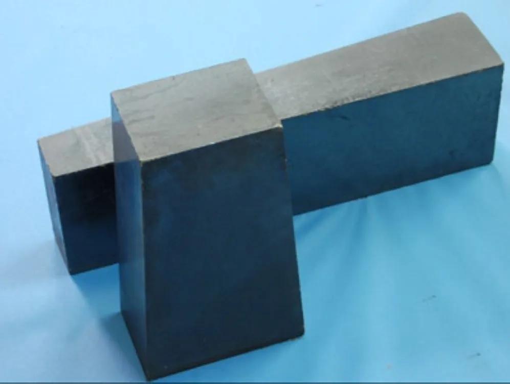 Ravani Magnesia Carbon Brick