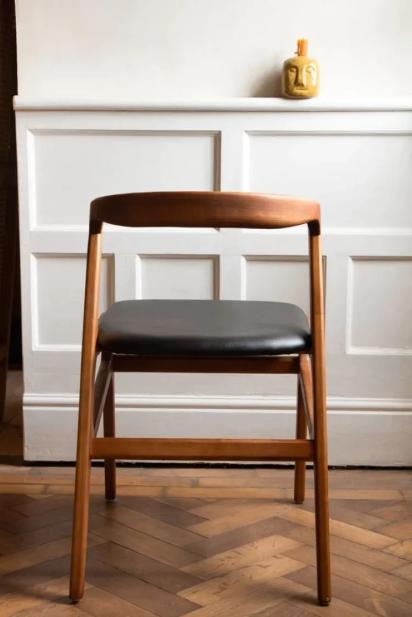 Furnituremaker Anvay Mid Century Chair by Furnituremaker.in : Colours available: Brown 1 3