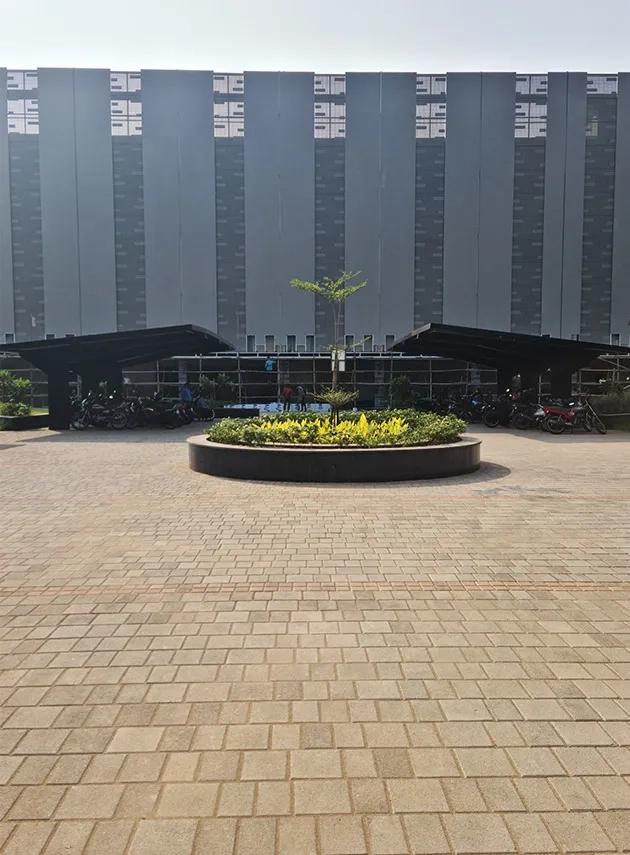 Vyara Strada Pavers 4