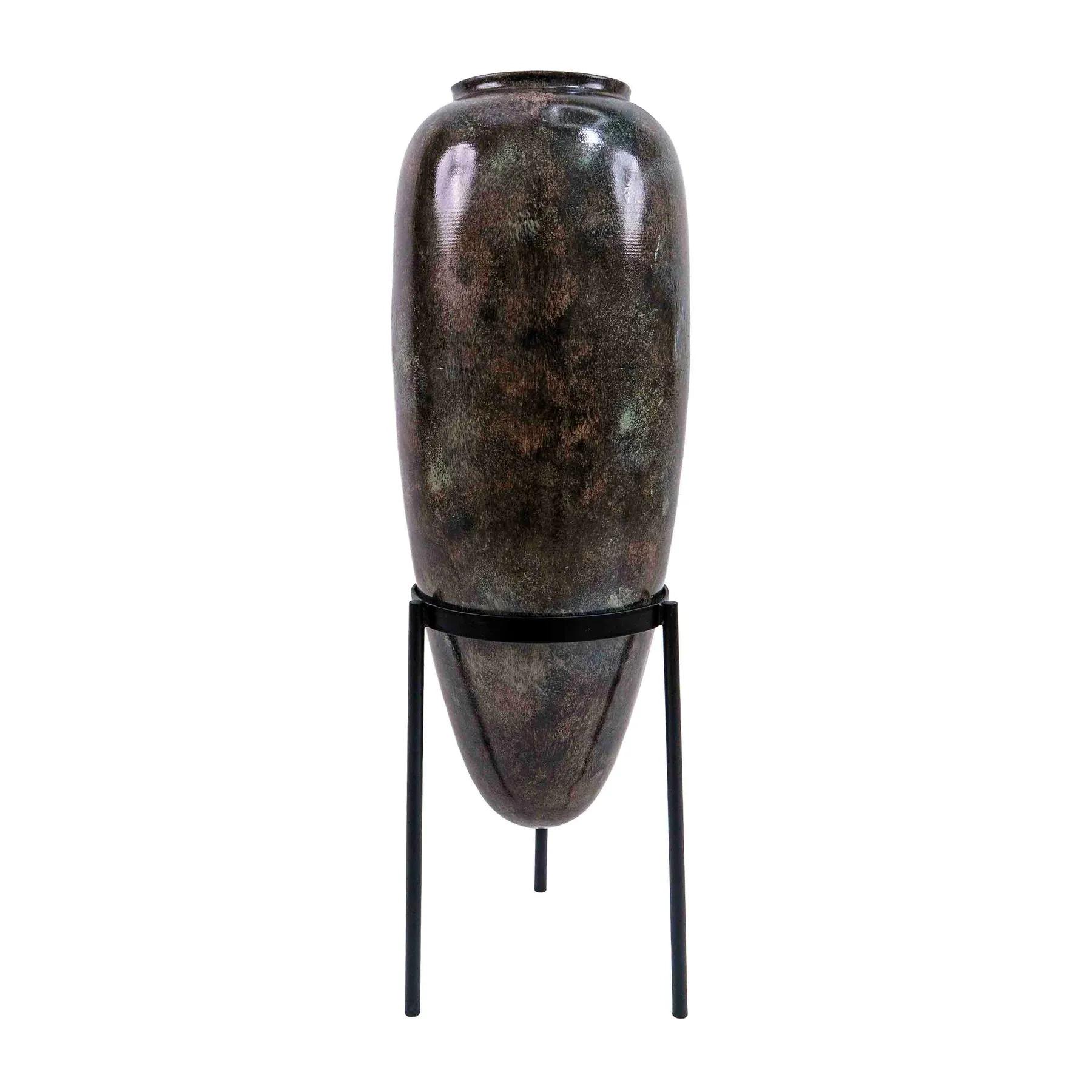 Beruru Hilda Metal Planter With Stand - Medium 2