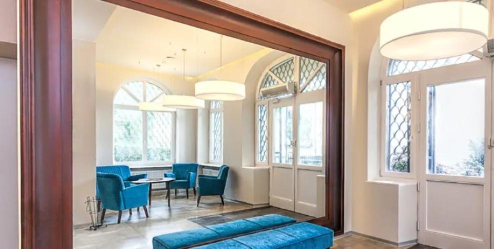 AIS Mirror Glass Coated for Interiors