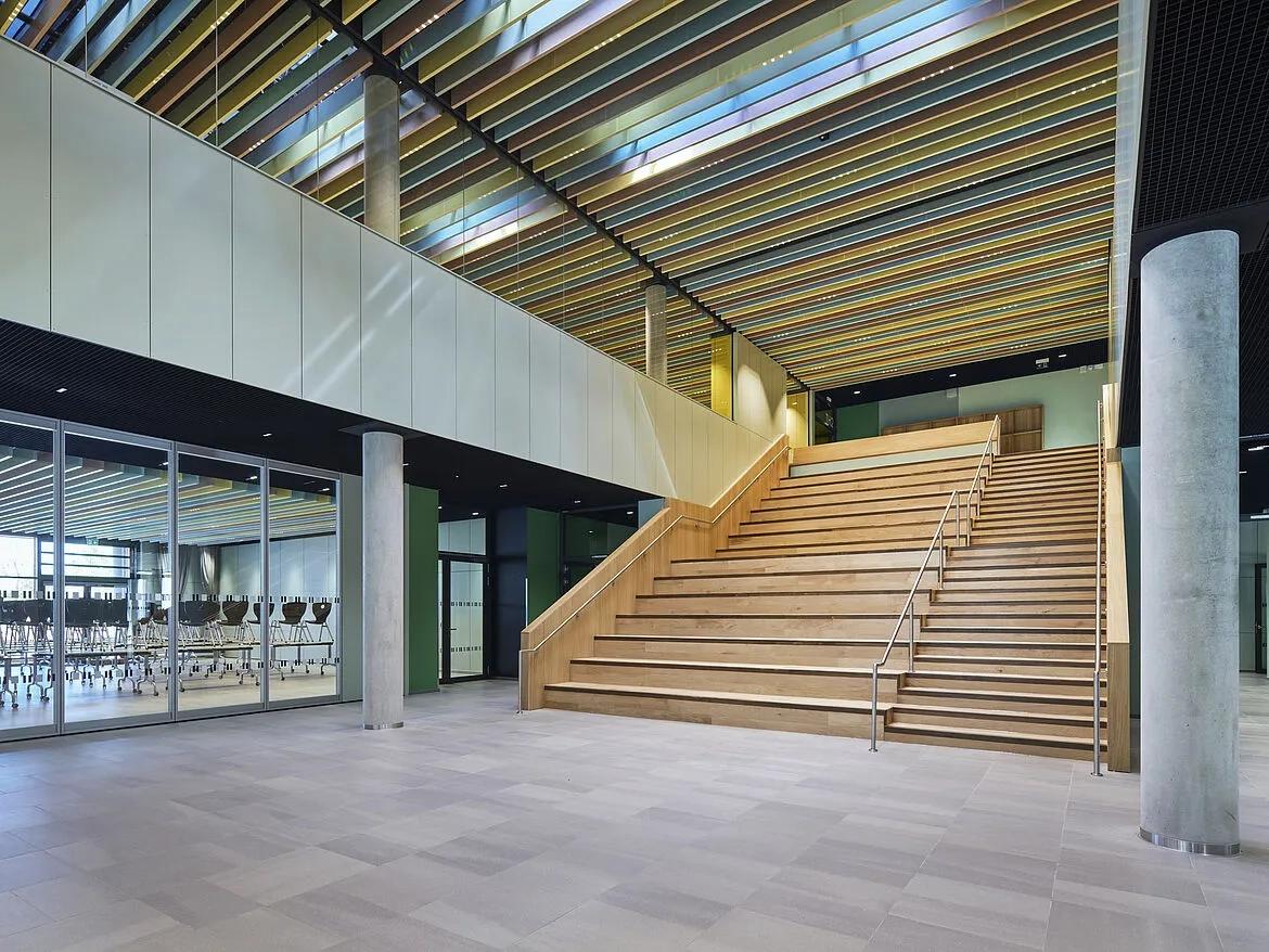 Durlum POLYLAM Vertical Baffle System