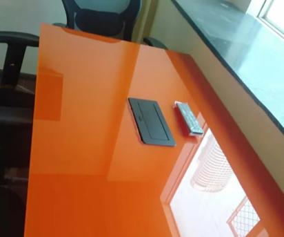 7Colours SGLAC Lacquered Glass - Workstation by 7Colours 1 1